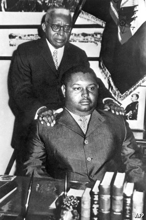 François Duvalier et son fils Jean-Claude Duvalier, photo de propagande (1971)